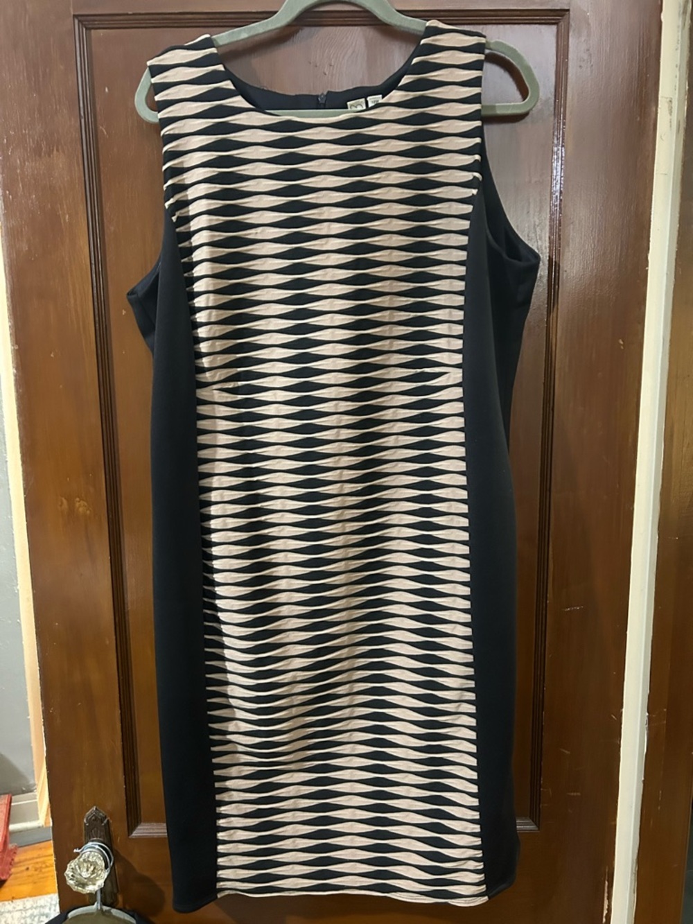 Emma & Michele Black and Cream Sleeveless Midi Sheath Dress
